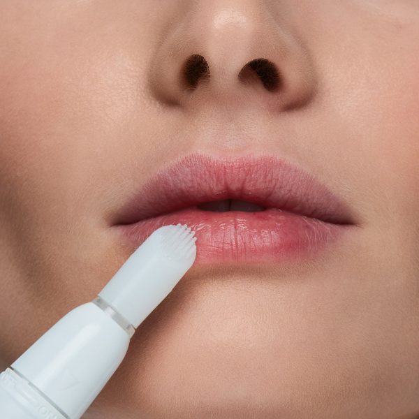 Buff & Blur Lip Enzyme Exfoliator - Image 4